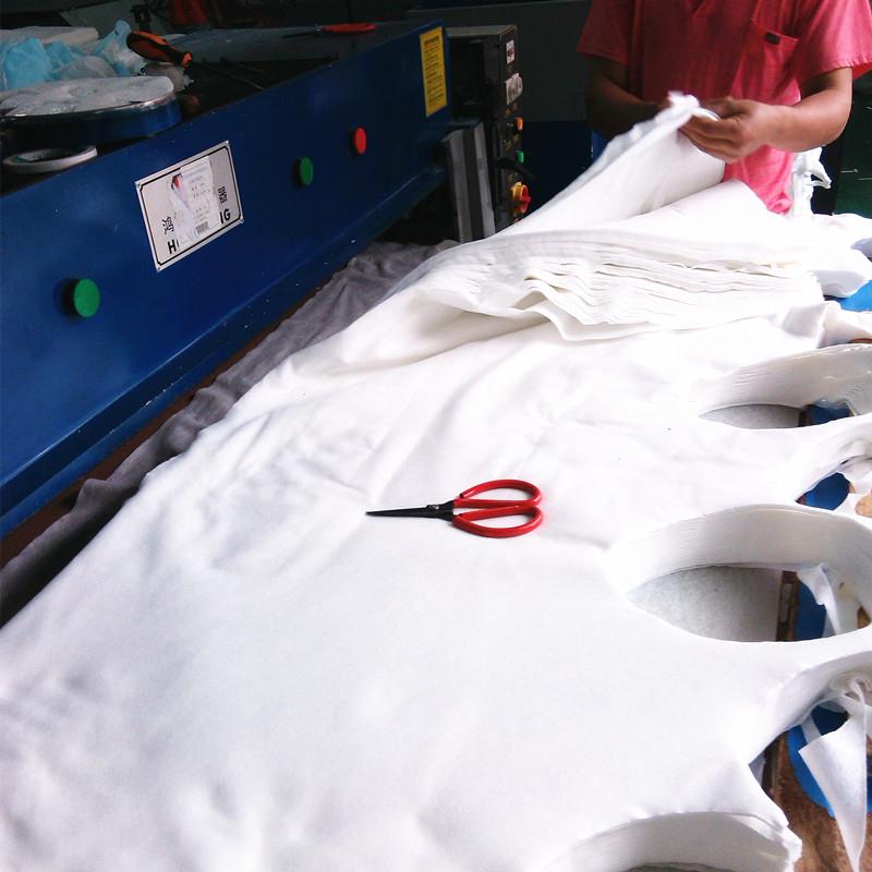 ファブリック切断機。 fabric cutting machine.jpg
